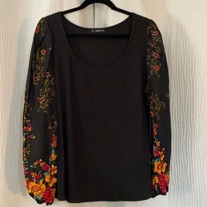 SHEIN black floral sleeved top